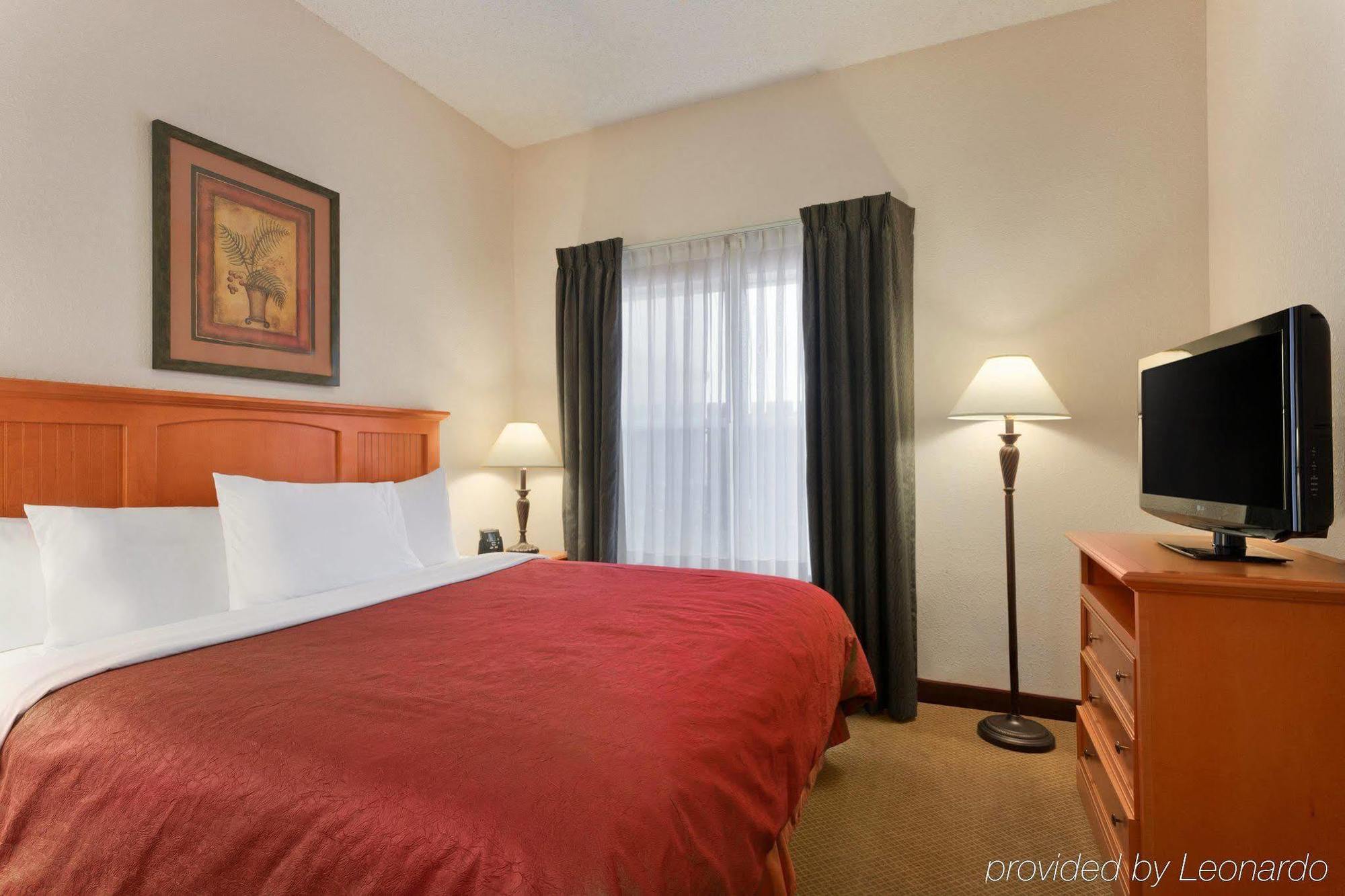 Hyatt House Colorado Springs Airport Hotel Exterior photo